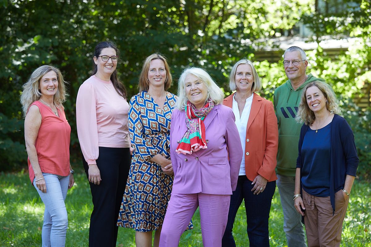 BerRin Nicole Petz, ZwRSKin Katharina Kolesaric, ZwRSKin Christina von Breitenbach, RSDin Gundula Socher, BerRin Karin Küppers, BerR Norbert Huber, BerRin Evelyn Graf Schulleitung der Ferdinand-von-Miller-Realschule